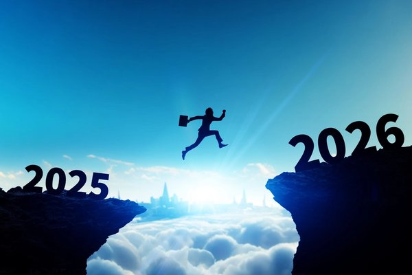 E-Rechnungspflicht 2027: Wer ab wann was muss (Update-Leitfaden)