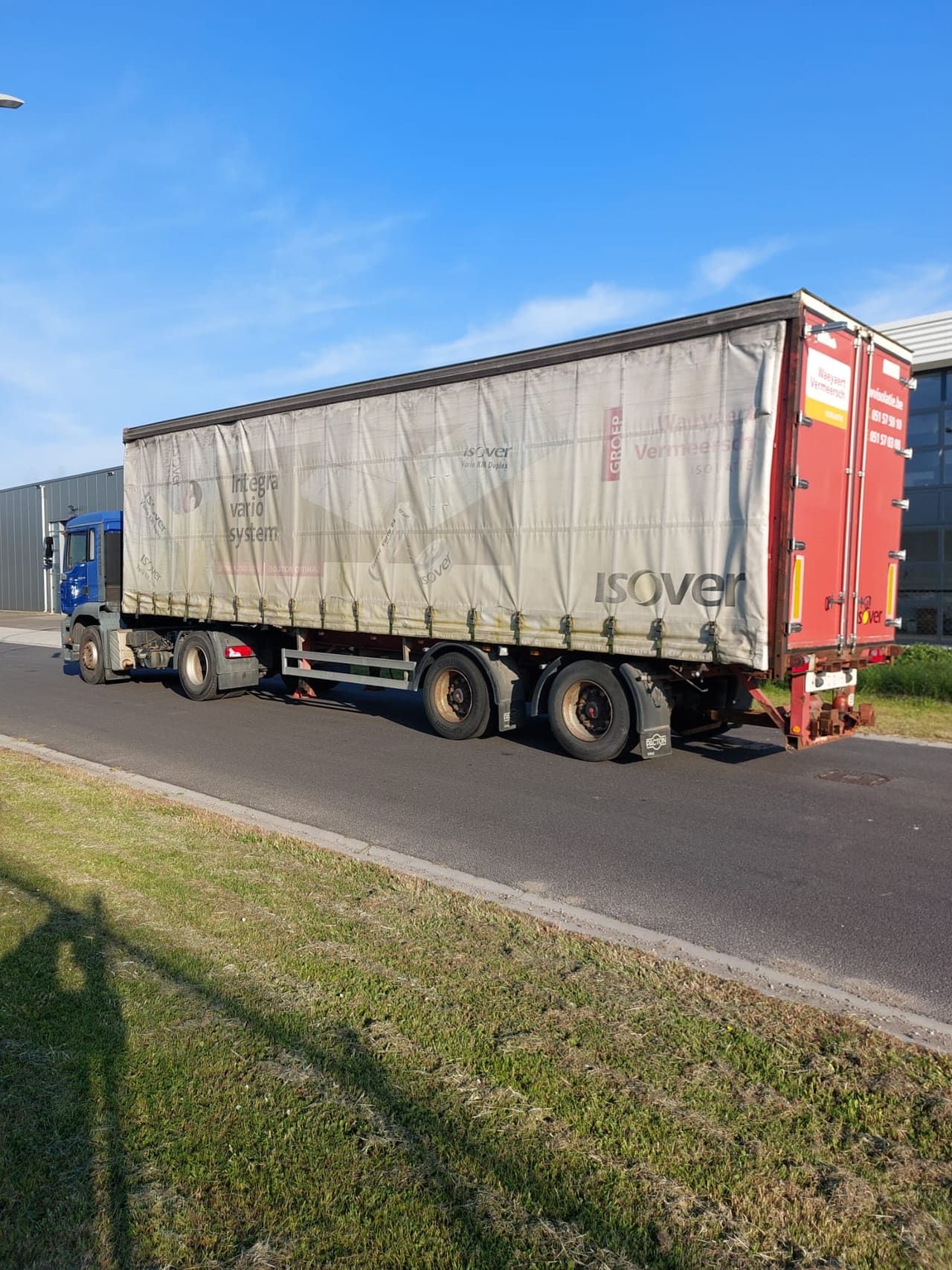 Trailer Pacton Curtainsider foto 1