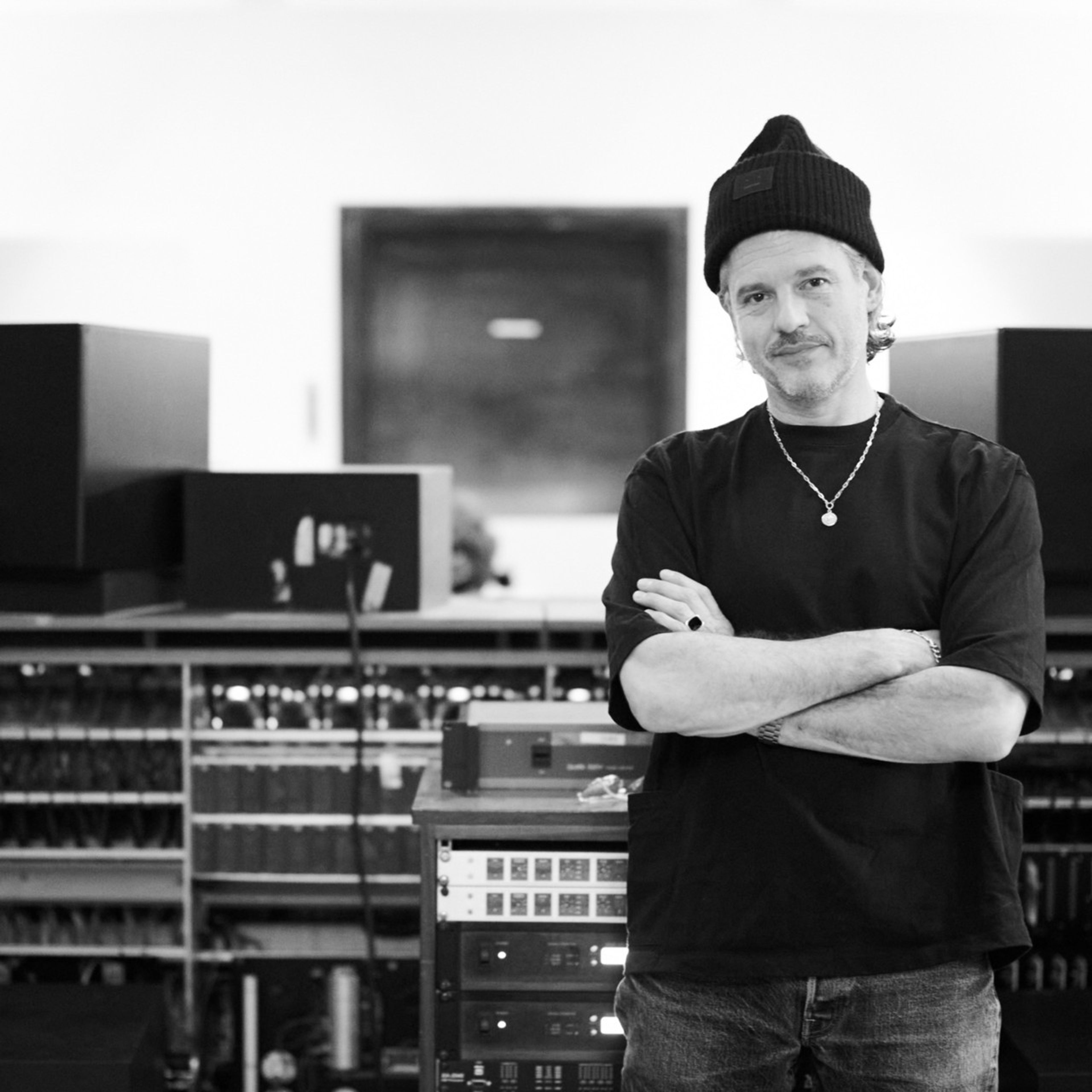 Visual media content