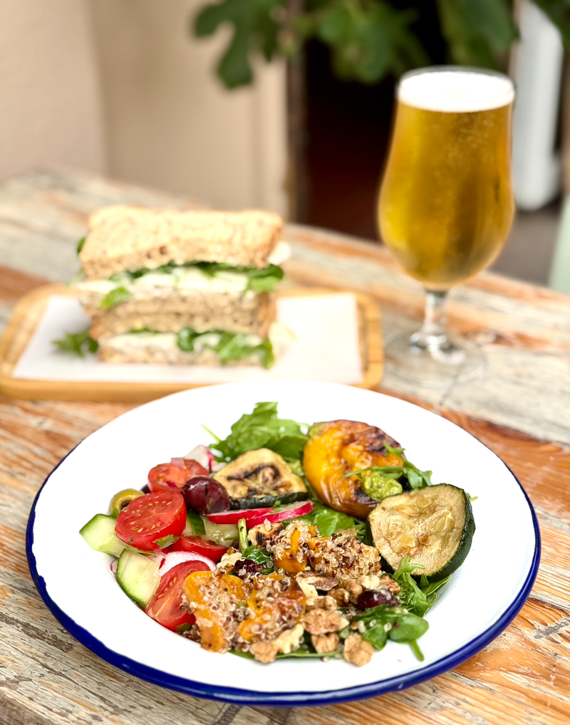 Say G’day to Our £10 Weekday Lunch Deal