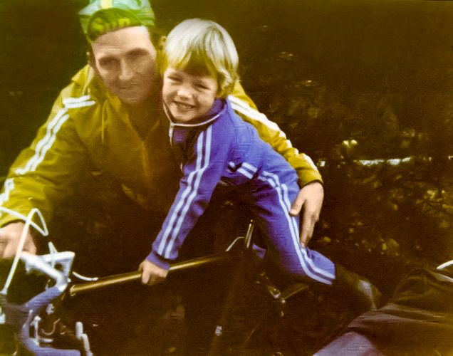 Shane Kelly during his early cycling career