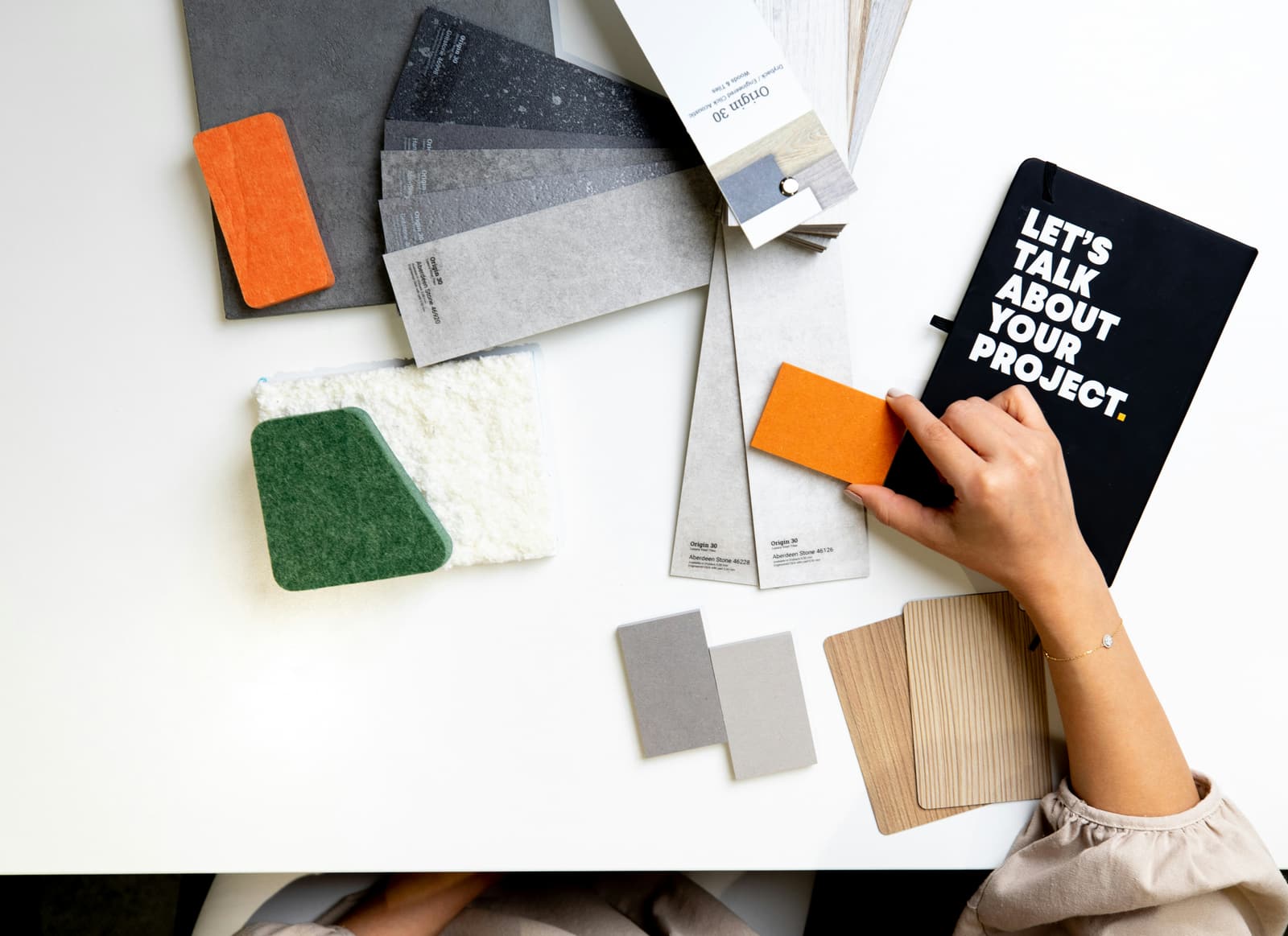 Moodboard used for visual references, mood and no-gos in search prompts.