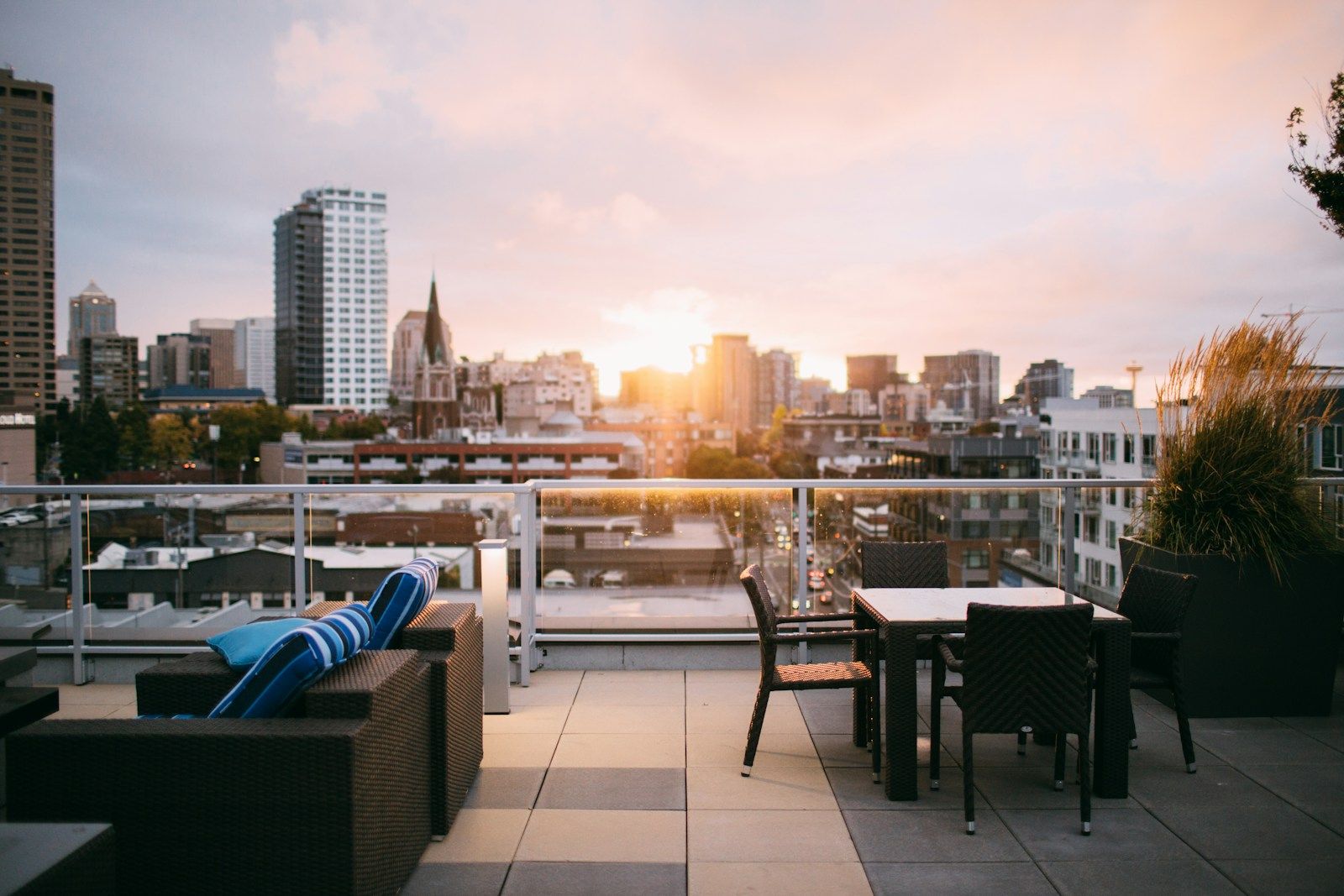 Rooftop terrace overlooking a city as a reference for rooftop photo and film locations