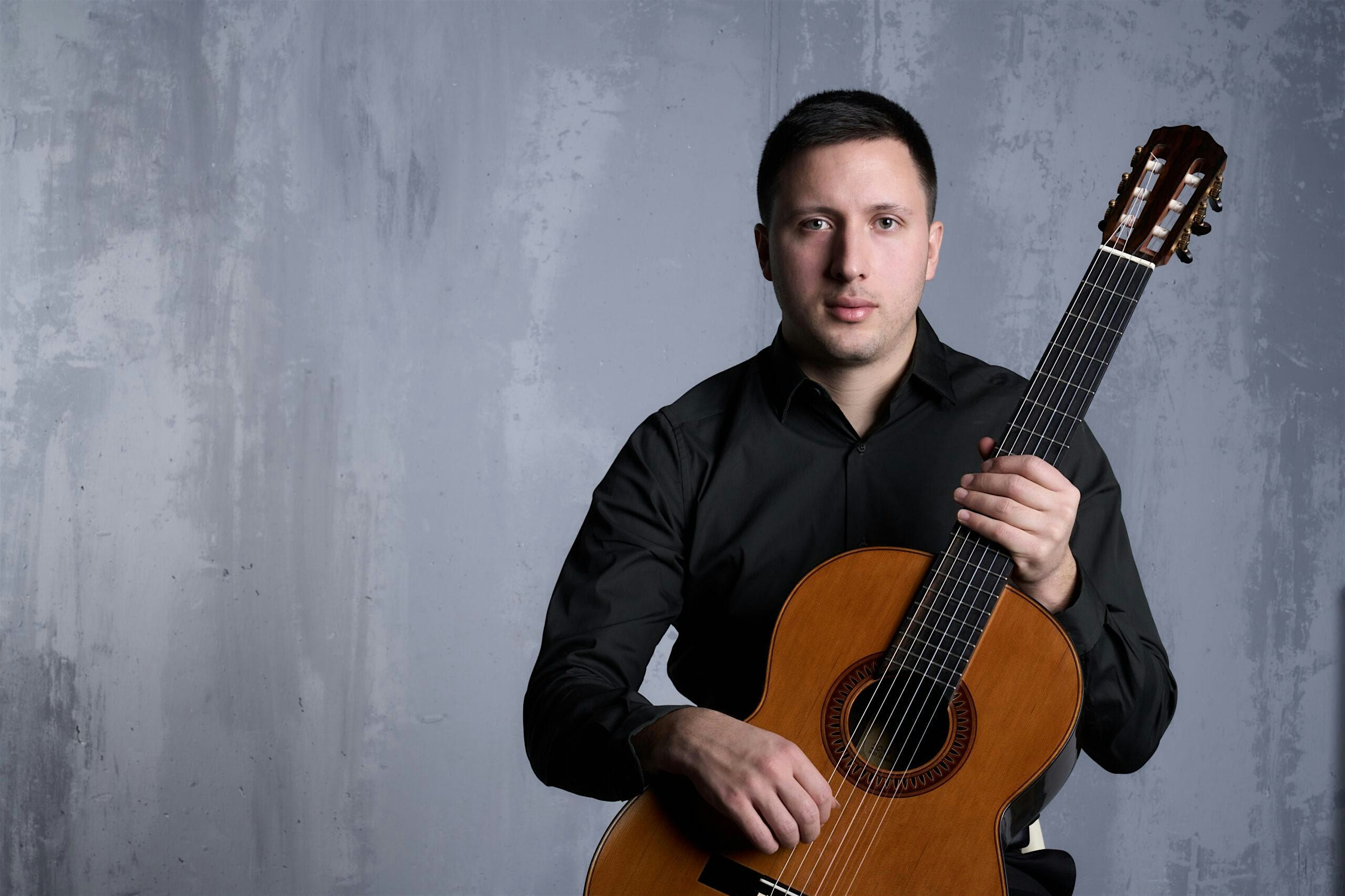 Lovro Peretić classical guitar concert in Victoria