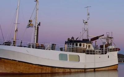 Vulkana Arctic Spa & Adventure Boat sauna