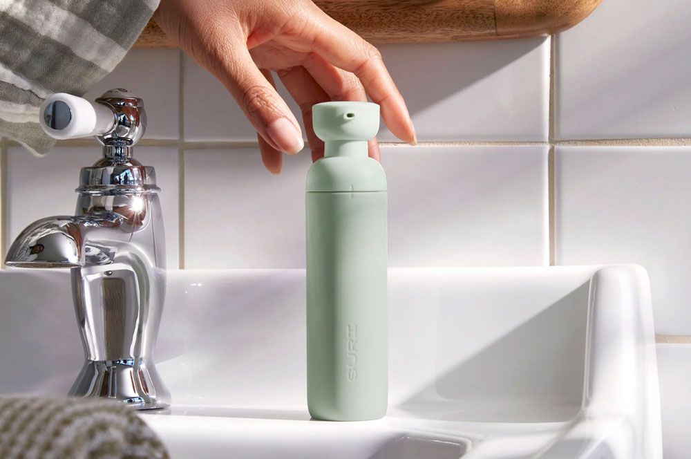 SURI enters the toothpaste category with a refillable, compostable-refill system