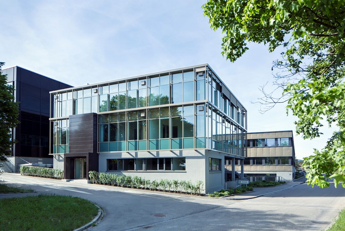 reference projects: Performance based design, standard fire testing, fire safety concepts