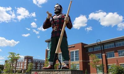 Bass Park is home to a massive Paul Bunyan statue, once featured in Stephen King’s classic novel, It.