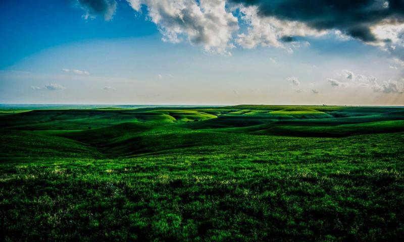Explore the Flint Hills (Credit: Visit Emporia)