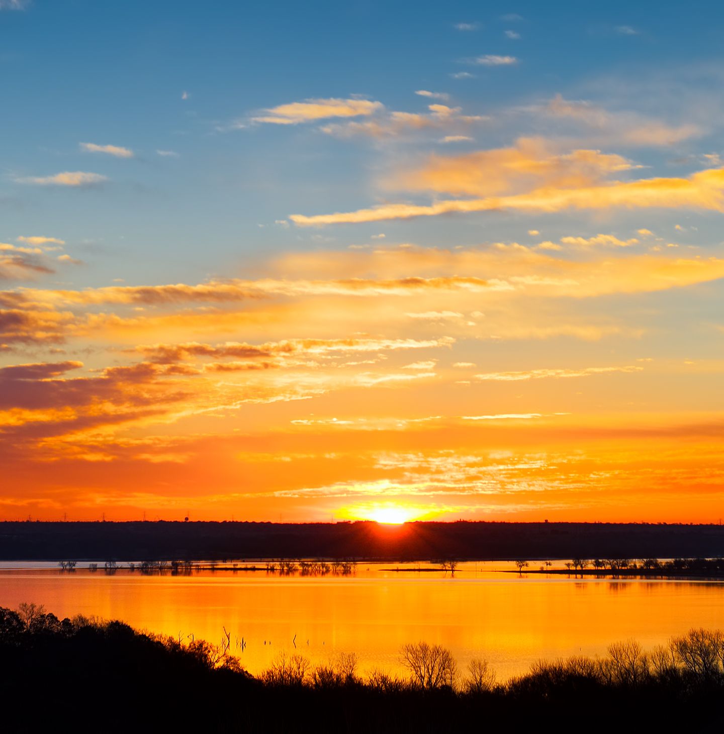 Get paid to live in La Villa, Texas