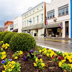 Get paid to move to Lewisburg, West Virginia