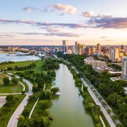 Enjoy lakefront life in the Greater Milwaukee Region (Credit: MKE Tech)