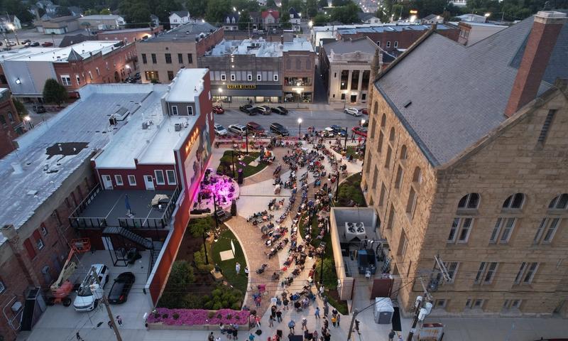 Music on the Plaza in Downtown Bluffton