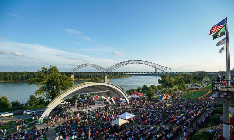 New Albany Riverfront Ampitheater