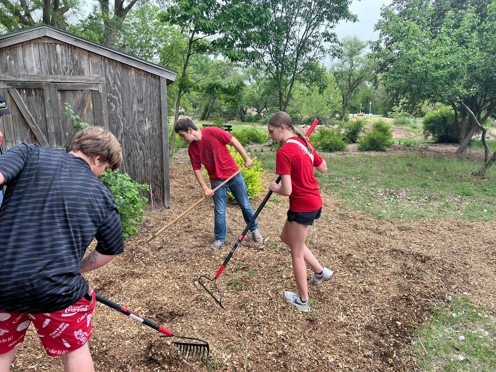 Get paid to live in 
    Kingman, Kansas