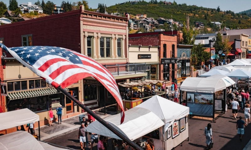Discover the county fair and festivals in Bloomfield.