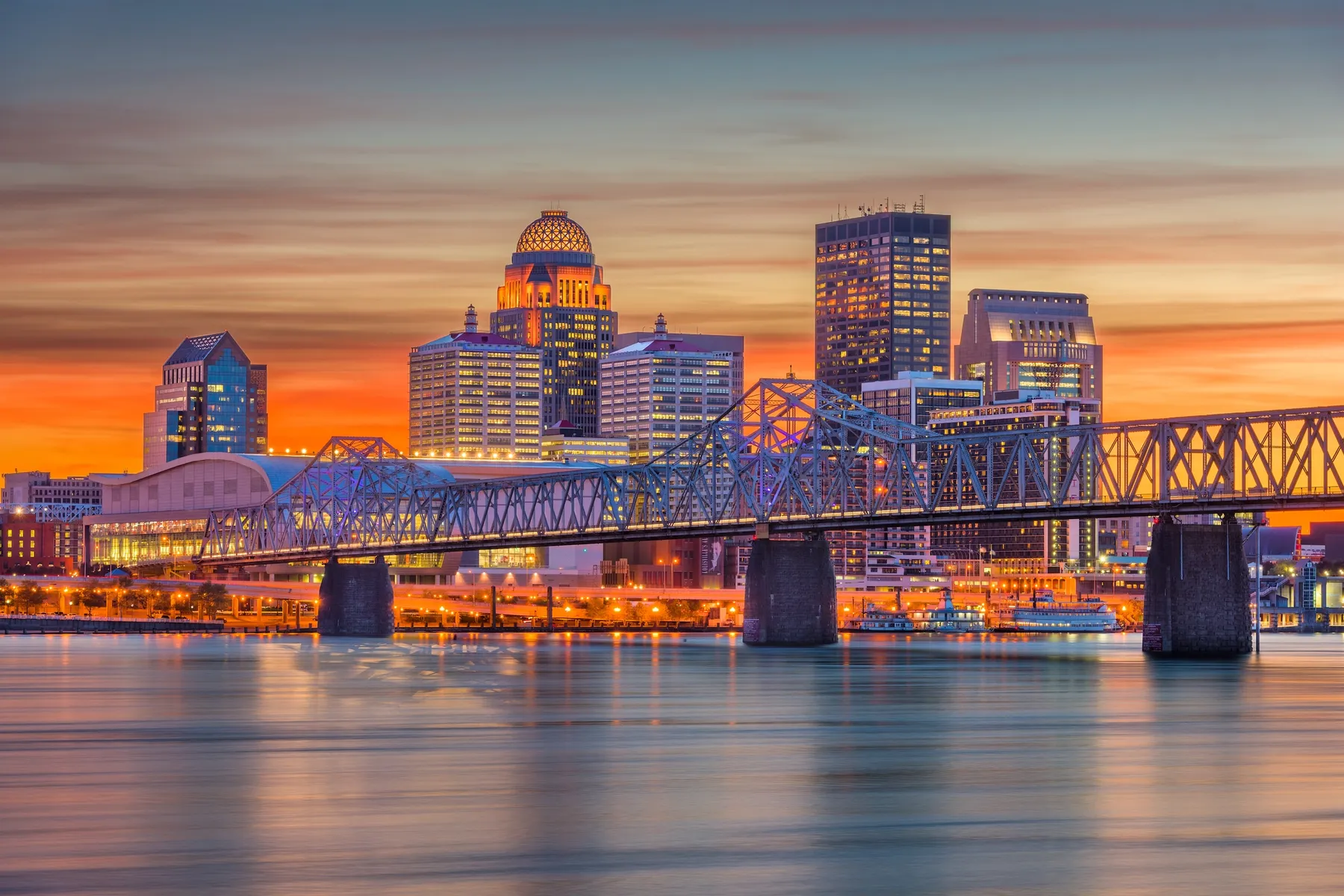Louisville is conveniently located right on the Ohio River and offers countless recreational opportunities.