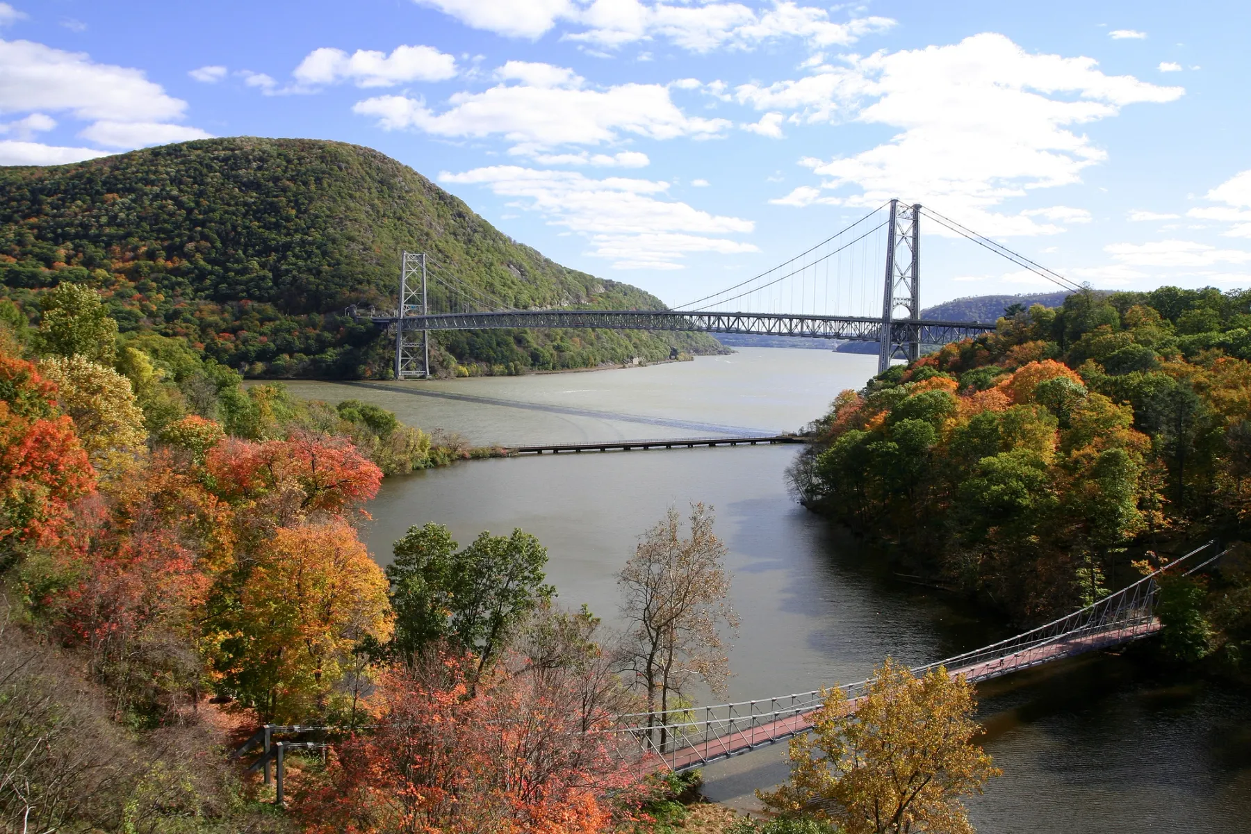 Once known as the Longest Suspension Bridge in the World, the Bear Mountain Bridge spans the Hudson River between Bear Mountain State Park and Cortlandt.