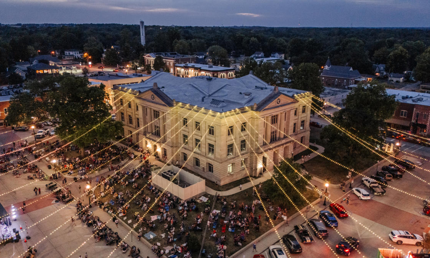 Discover Downtown Danville (Credit: Hendricks County Visitors Bureau)