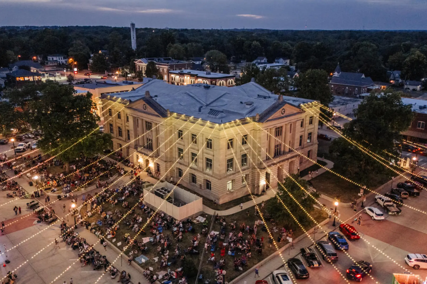 Discover Downtown Danville (Credit: Hendricks County Visitors Bureau)