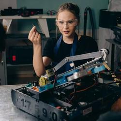 If you’re looking for a job market with attractive salaries and a place to make your mark in emerging industries, look no further than the city of Detroit. (Photo Credit: Michigan Growth Office)