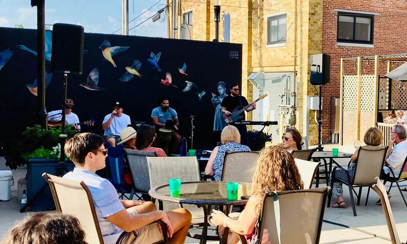 Pop-Up Acts (Credit: Cedar Rapids Metro Economic Alliance)