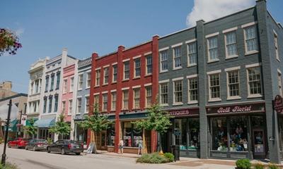 With restaurants, local shops, art galleries, nightlife, community parks, and more, downtown Lafayette has something for everyone.