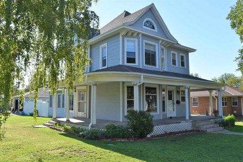 Life in Decatur County, Kansas