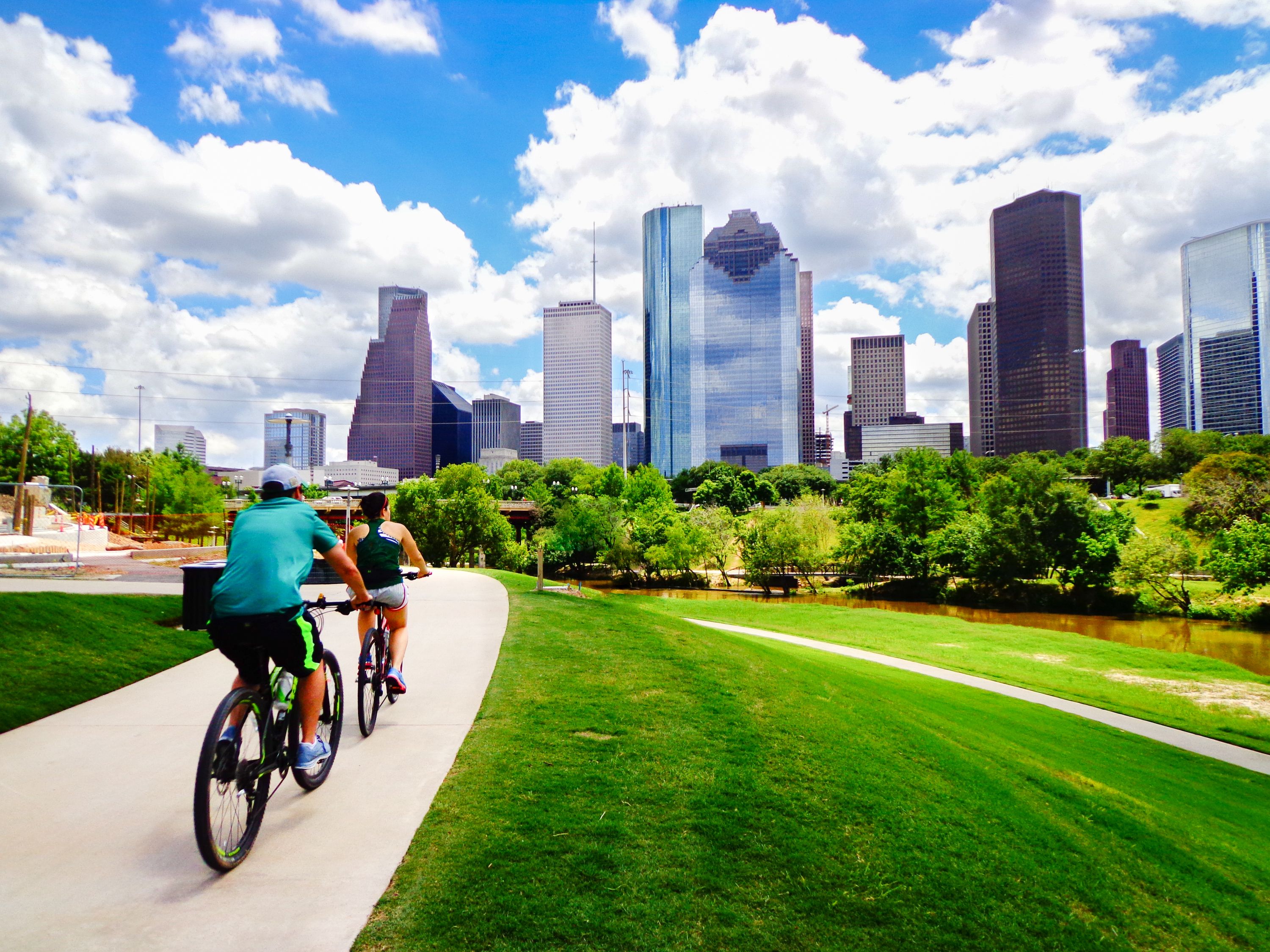 houston-texas-guide-to-living-working-makemymove