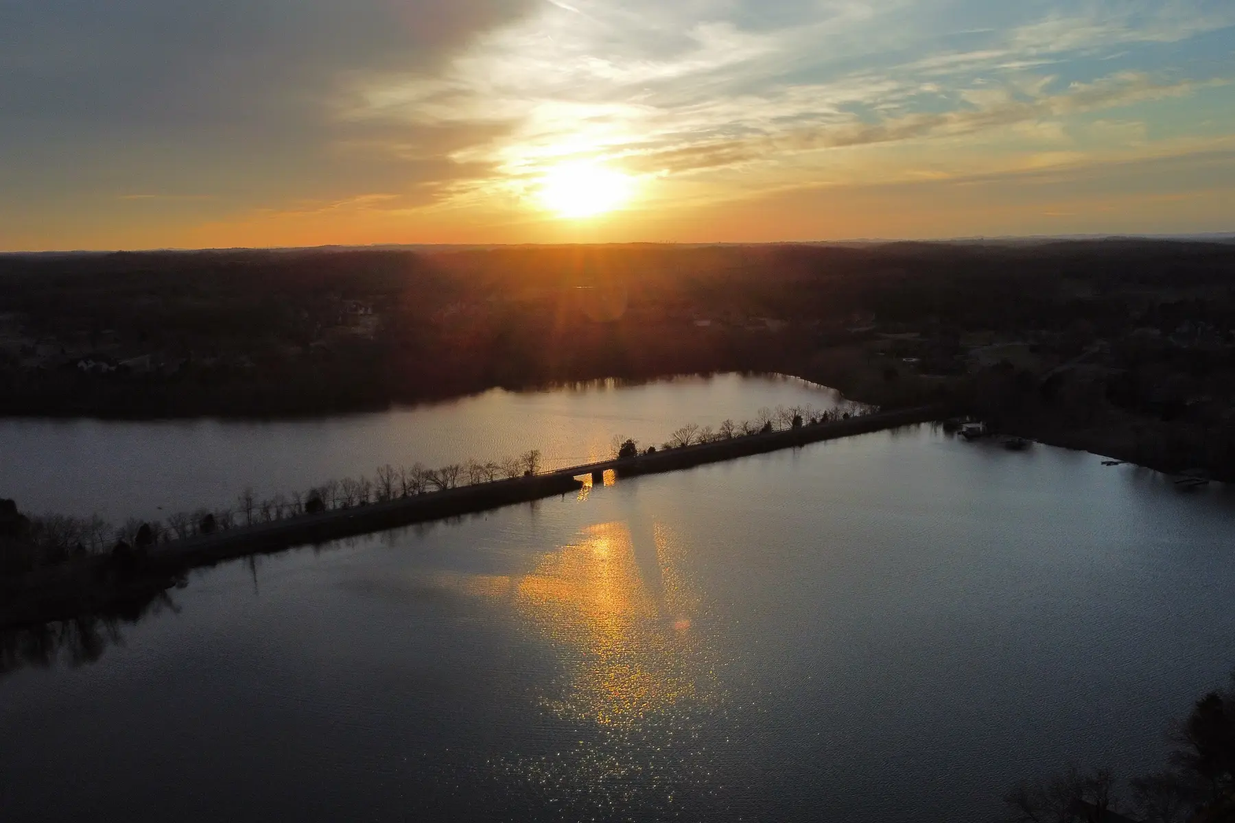 The natural beauty of Gallatin, located just three miles north of the Cumberland River, provides a picture-perfect setting for any outdoor activity.