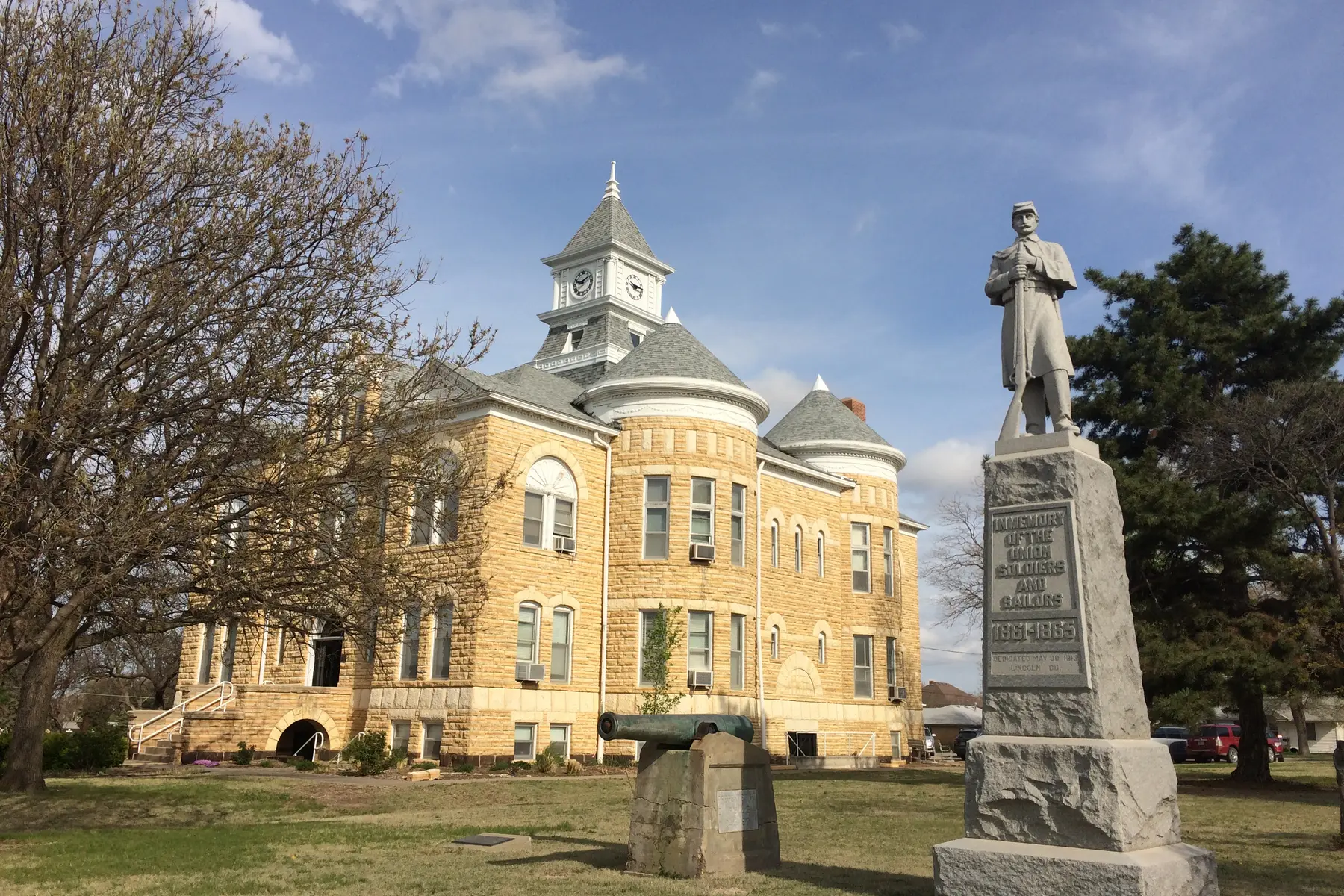 Meet the families making Lincoln County, Kansas home.