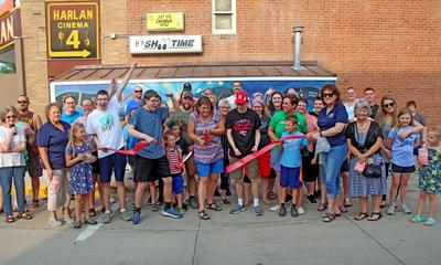 Mural ribbon cutting in Harlan (photo cred: Shelby County Chamber of Commerce & Industry FB)