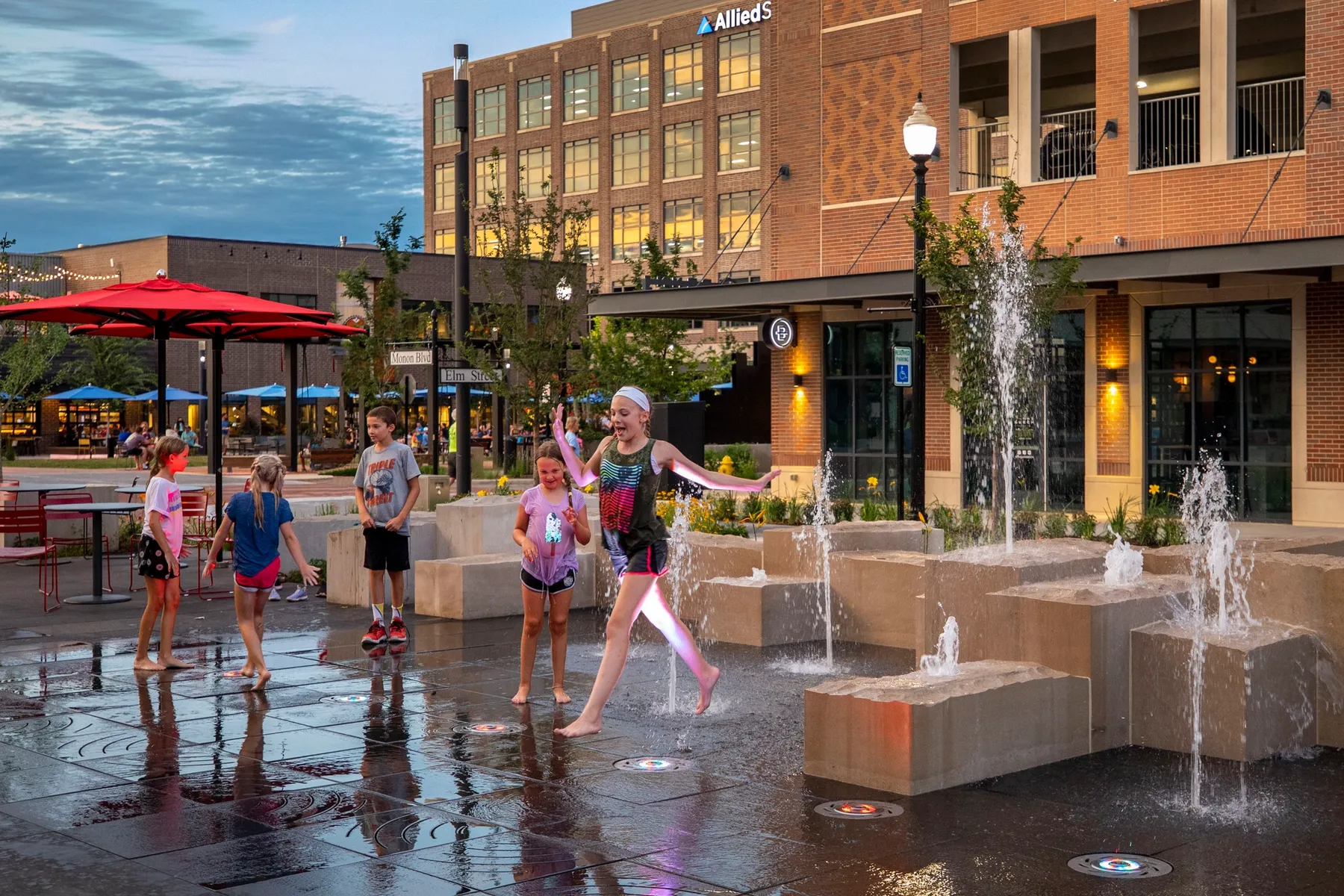 Enjoy Midtown amenities in Carmel, Indiana (Credit: Pattern Indy)