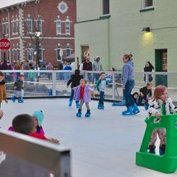 Outdoor Skating Downtown (Credit: City of Martinsville)