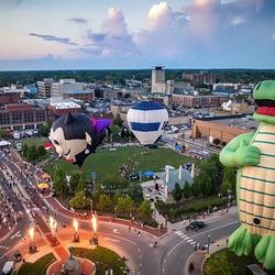 Fire Up DWNTWN is a street festival featuringg hot air balloons, spicy foods, smokin' ribs, and heart-pounding simulators (Photo Credit: DWNTWN Muncie)
