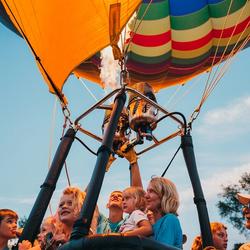 Balloon Glow Event in CR (Credit: Cedar Rapids Metro Economic Alliance)
