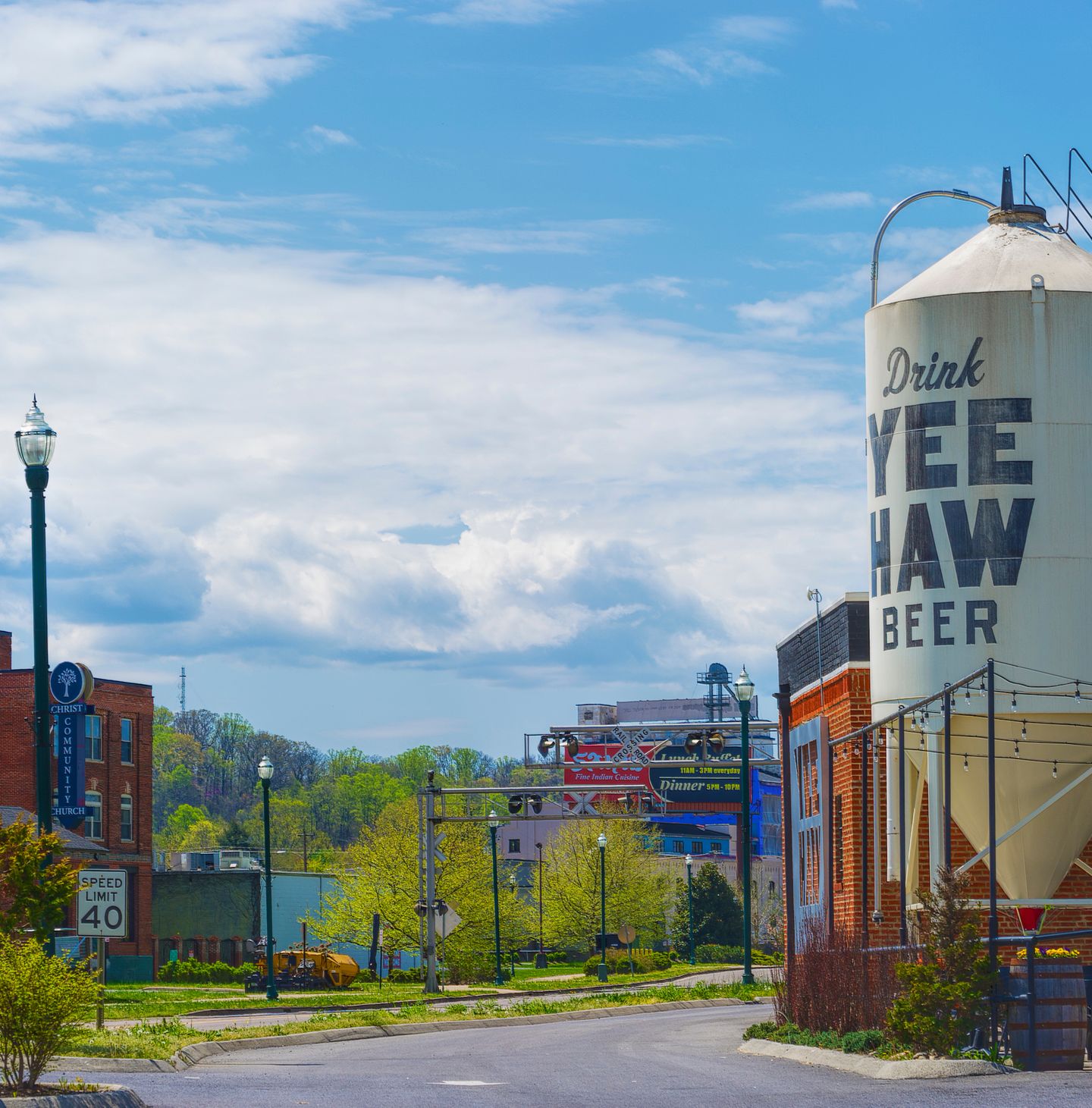The Yee Haw beer establishment is situated in the old train depot in downtown. Photo credit: Dee Browning / Shutterstock.com