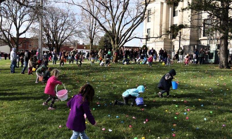 Chamber easter egg hunt (Credit: Phillips County)