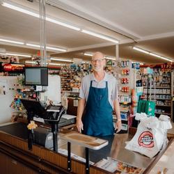Quinter Merchant in Gove County