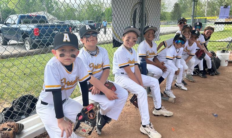 The Avon Junior Athletic Association offer kids everything from baseball and basketball to rugby, volleyball, and junior running clubs.