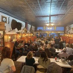 Dinner and a show! (Credit: Towns End Tavern)
