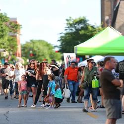 Local farmers market (Credit: Destination Lake Winnebago)