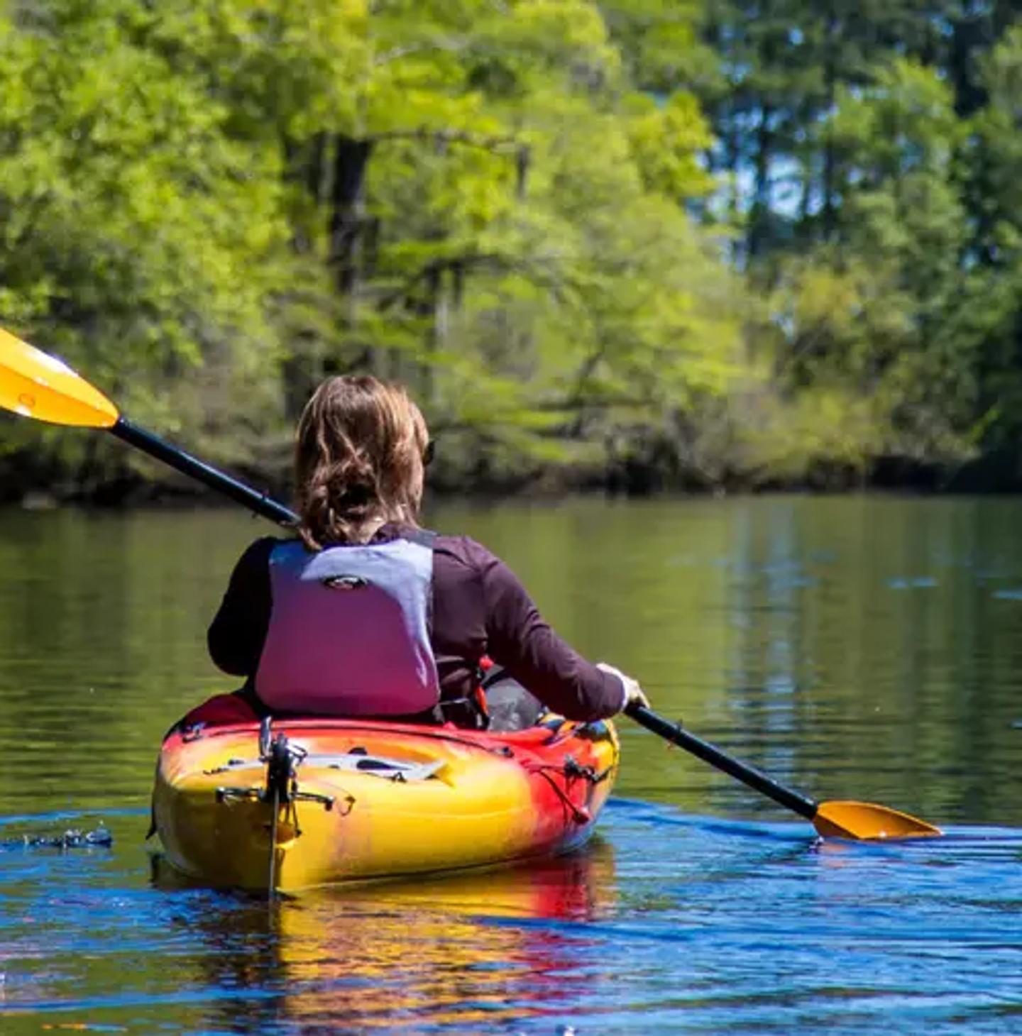 Canoeing in Black River Falls (Credit: BRF Country Tourism)