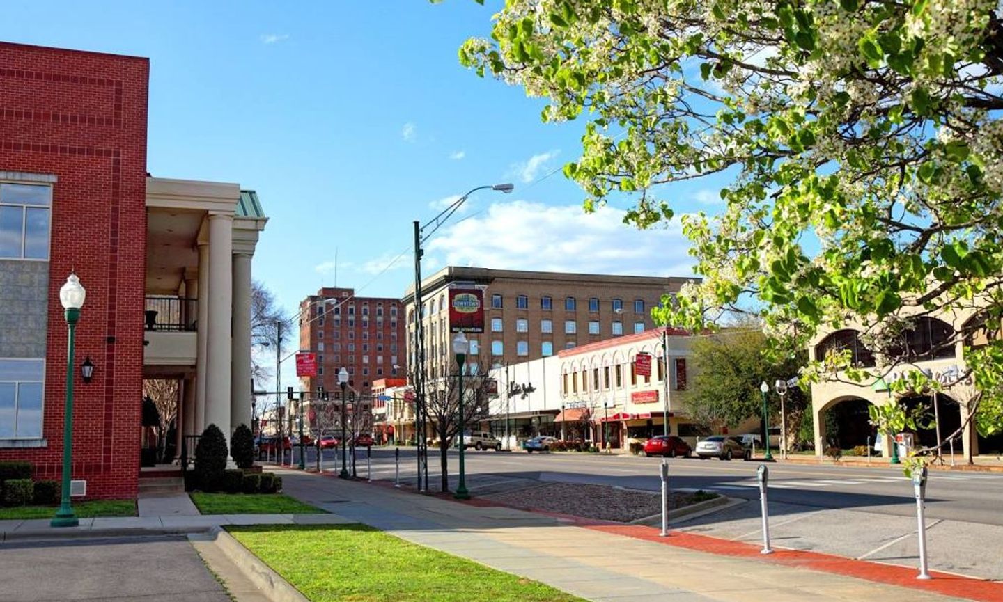 The residents of Richmond, Indiana look forward to welcoming you.