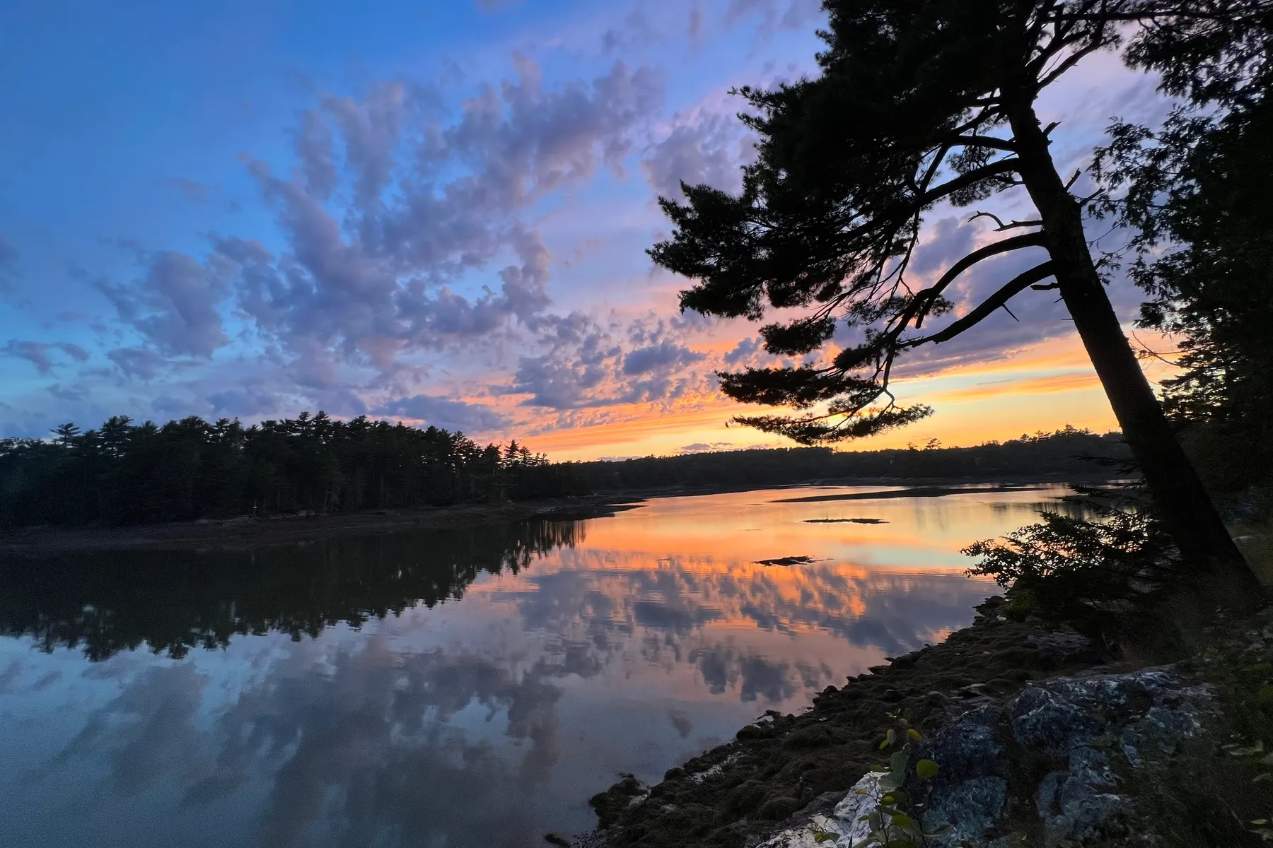 Beautiful Maine Sunset (Credit: Live + Work in Maine)