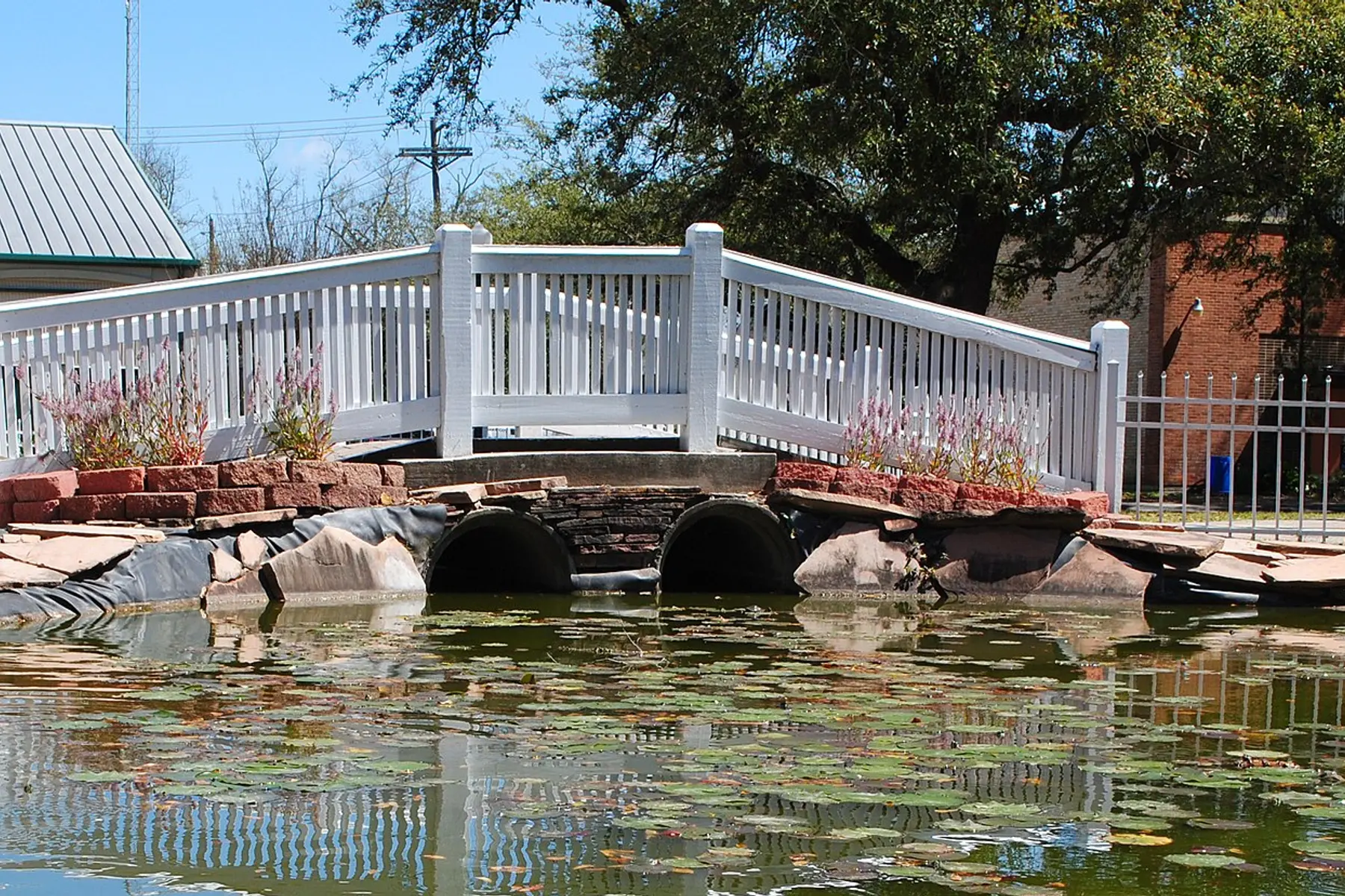 A community favorite gathering place, League Park is home to playgrounds, a gazebo, and a lily pond.