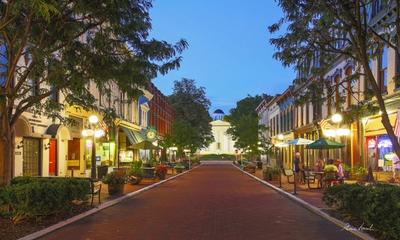 St Clair Street is home to restaurants, breweries, shopping and more. (Photo Credit: Gene Burch)