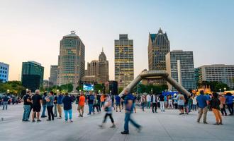 Get paid to live in Detroit Tech Fellowship, Michigan
