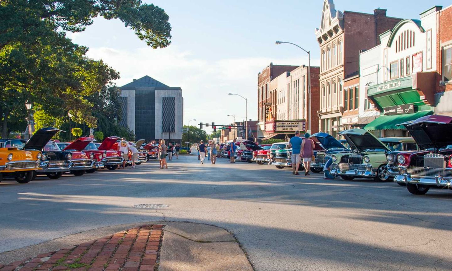 Downtown Bowling Green during classic car event. (Image credit: National Corvette Museum)