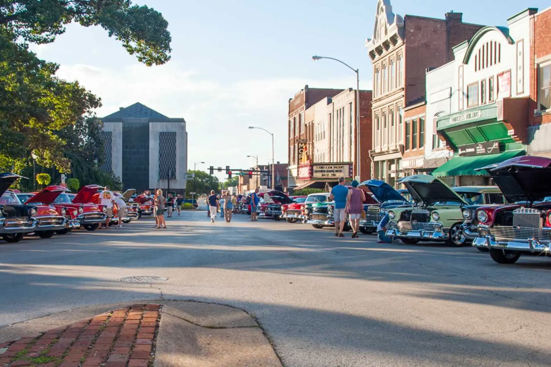 Downtown Bowling Green during classic car event. (Image credit: National Corvette Museum)